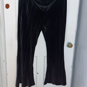 🖤Black felt flared pants 🖤